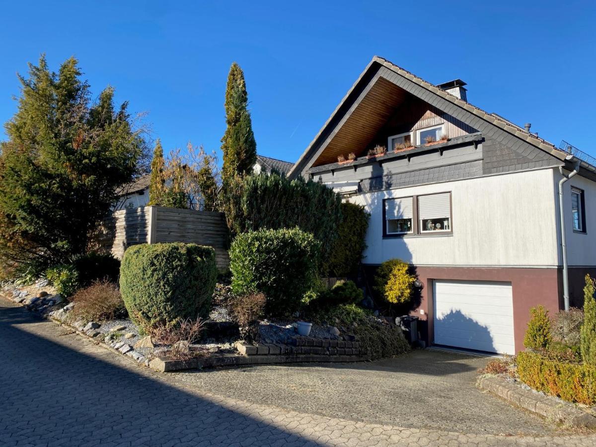 Ferienwohnung Mit Loggia Warstein Buitenkant foto